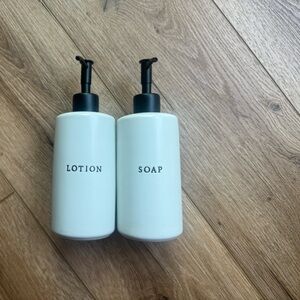 Hearth & Hand Stoneware Mugs in Cream